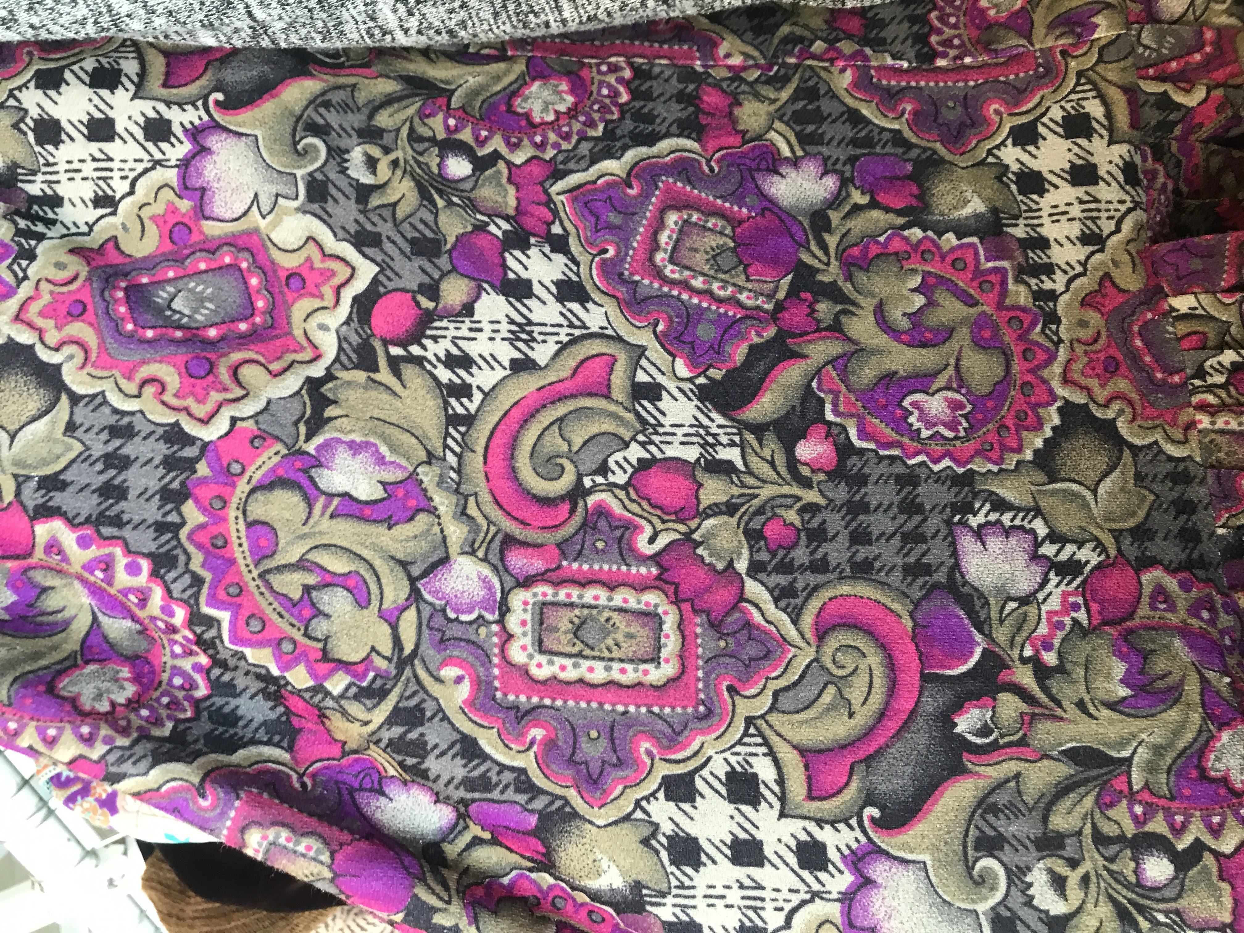 Prints y jacquards